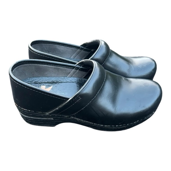 Dansko Black Comfort Clogs - Picture 1 of 5